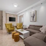 Fancy Children Playground,jacuzzi,pool Villa *